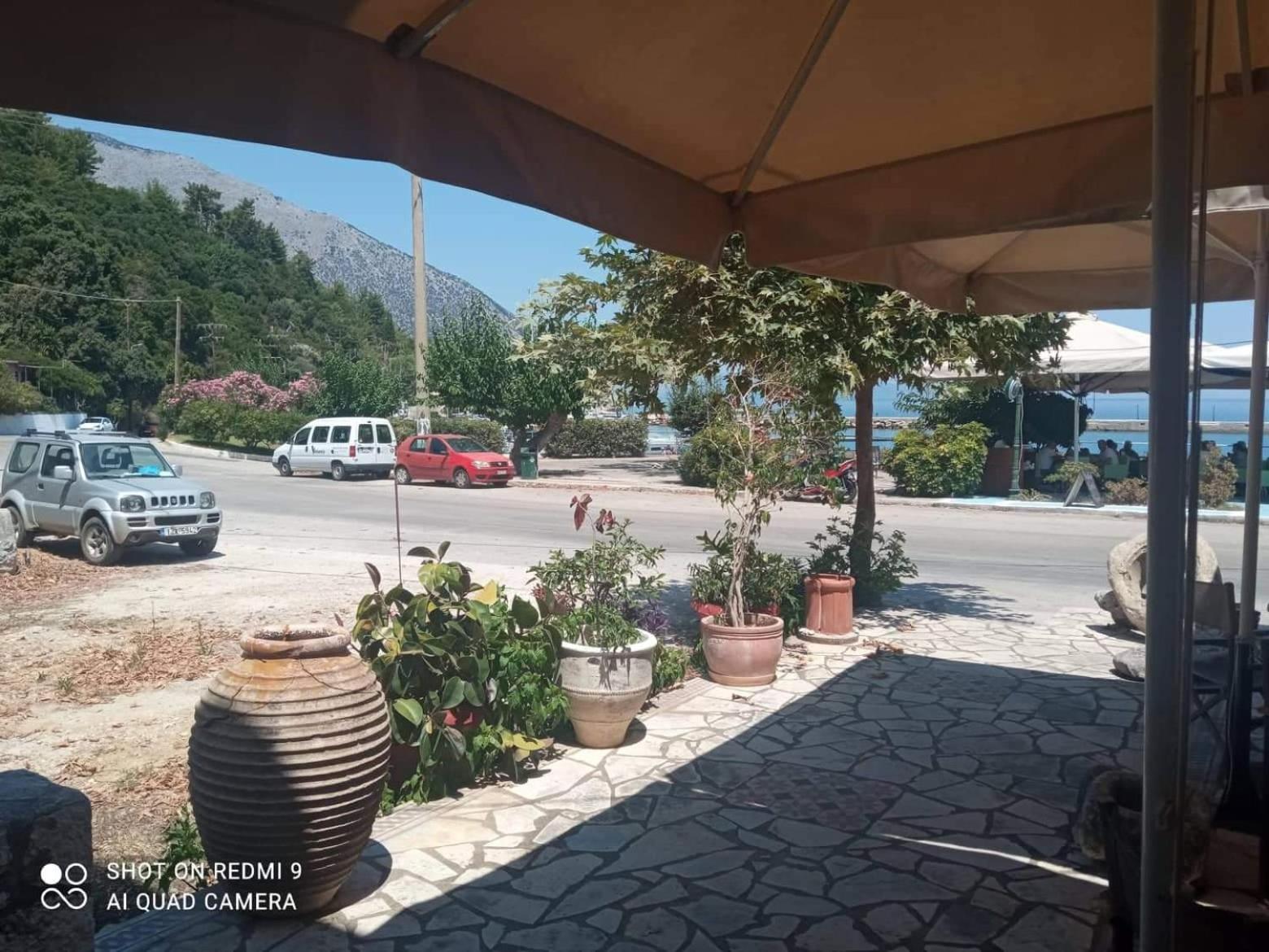 Vasilis Travlos Apartment بوروس المظهر الخارجي الصورة